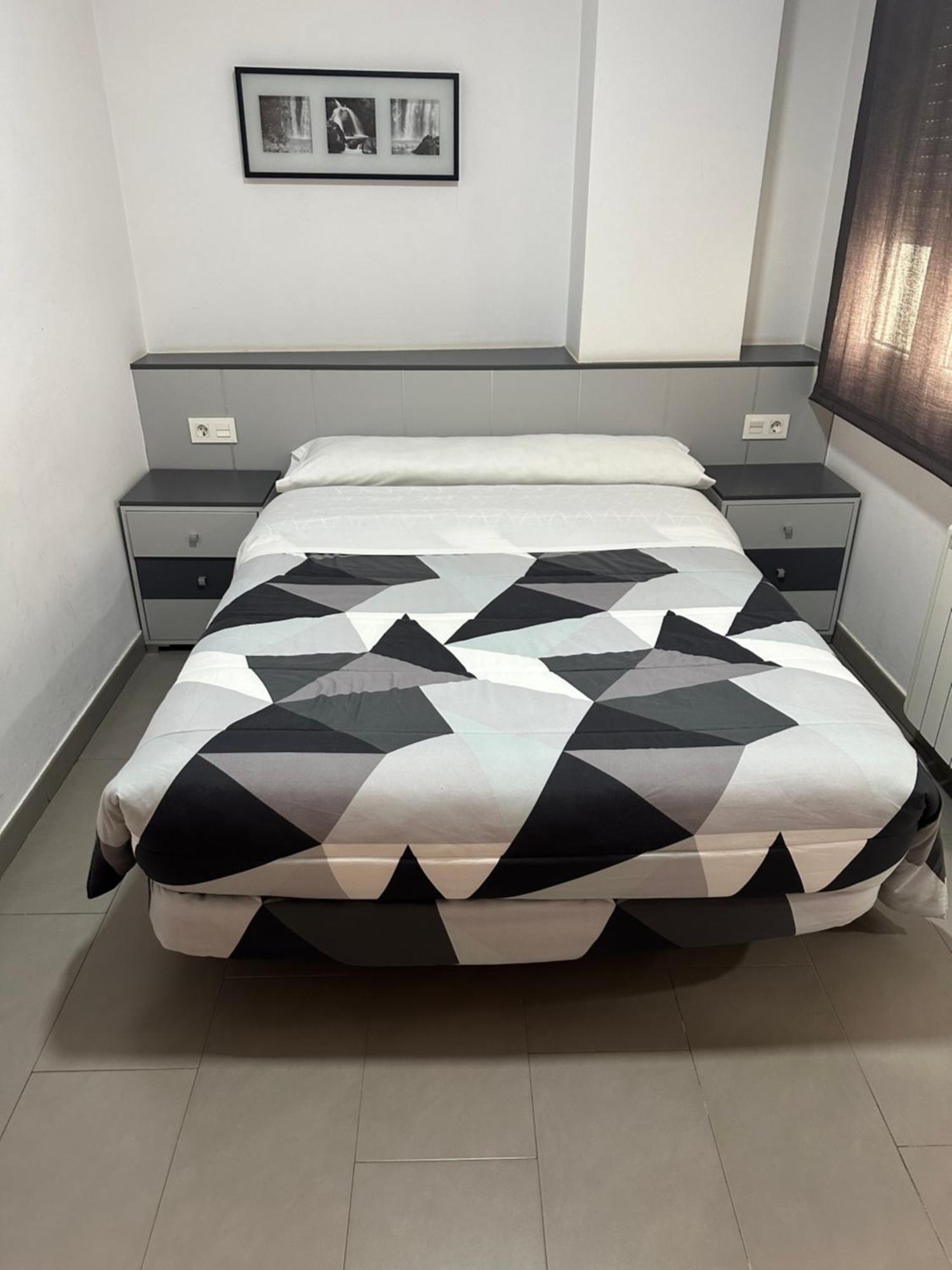 Apartamento Gran Via Grenada Zewnętrze zdjęcie